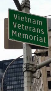 vietnam_mem_sign